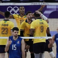 Brasil estreia com derrota para a Itália no vôlei masculino