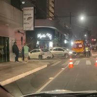 Noite fria de domingo teve acidentes de trânsito em Itajaí  