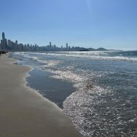 Todas as praias de BC estão próprias para banho  