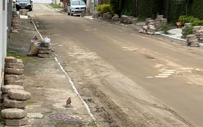 Semasa afirma que vai concluir as obras na próxima segunda-feira (Foto: Leitor)