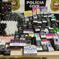 Polícia faz buscas em casas noturnas e prende 17 envolvidos em venda de cigarros eletrônicos 