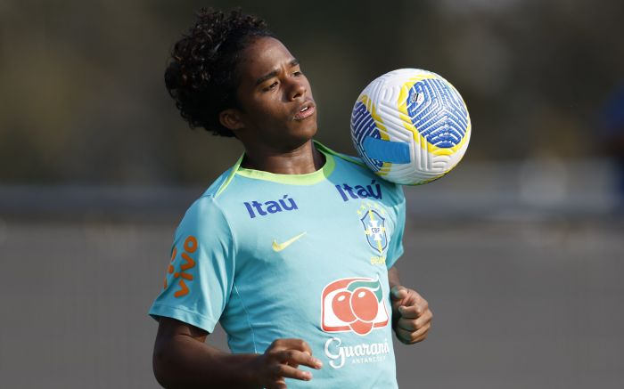 Endrick deve ser titular com a lesão de Pedro. Foto: Rafael Ribeiro/CBF