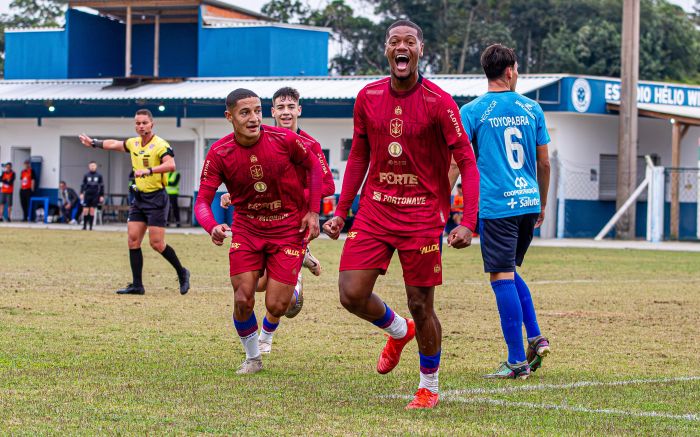 Welisson Carioca marcou dois gols para o rubro-anil. Foto: Vica Bueno