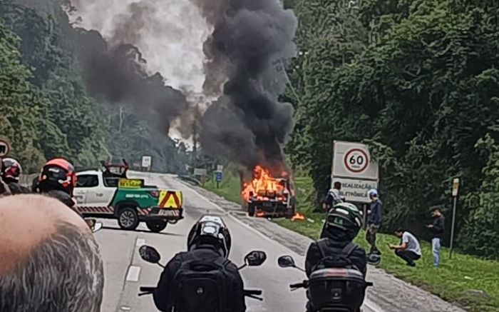 Ninguém ficou ferido (Foto: Leitor)