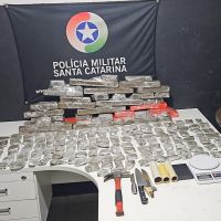 Traficante é preso com mais de 20 quilos de maconha na geladeira 