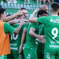 Chapecoense vence, elimina o Joinville e passa o Marcílio