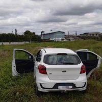 Carro de aplicativo roubado é recuperado em menos de 12 horas  