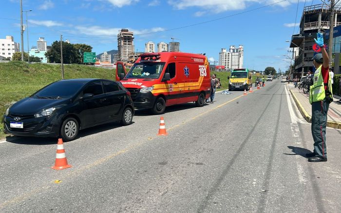 Vítima teve traumatismo grave (Foto: Divulgação/CBMSC)