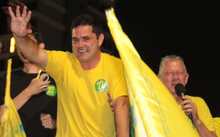 Robison e Rubens conquistam 63.476 votos (Foto: Elton Damásio)