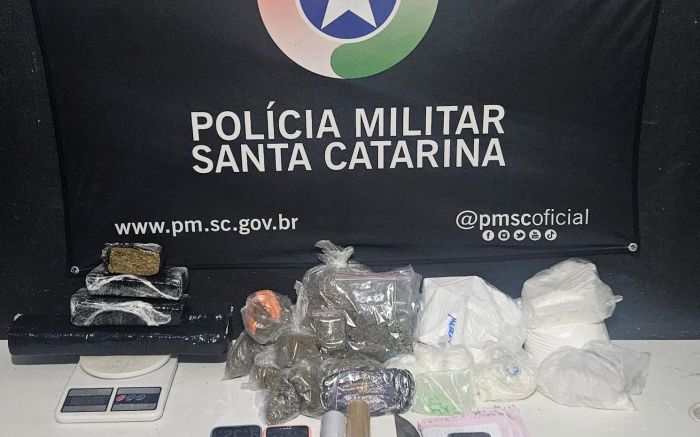 Traficante recebeu R$ 1000 por semana para armazenar drogas (Foto: Divulgação/PMSC)