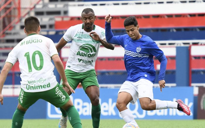 Barra teve uma vitória em sete jogos no torneio. Foto: Tiago Winter