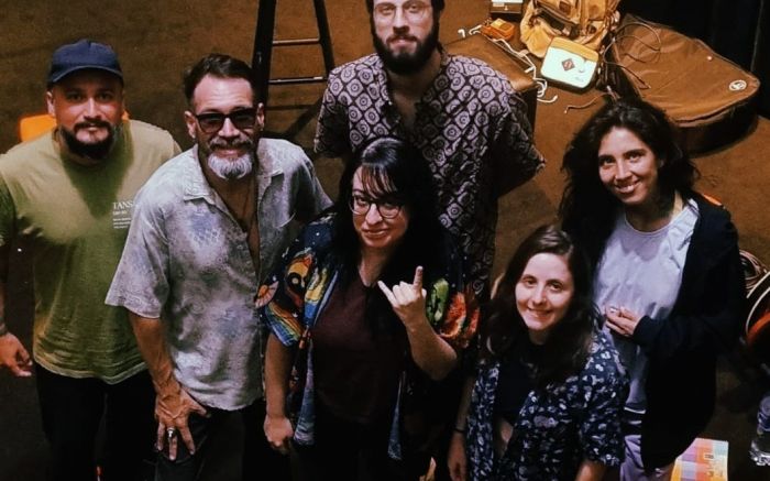 Banda comemora os 10 anos do álbum Gibberish (Foto: Divulgação)