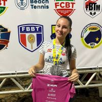 Itajaiense é vice-campeã brasileira de beach tennis por equipes