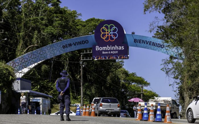 Enquanto questionamentos ainda rolam na justiça, cobrança é mantida (Foto: Divulgação/Prefeitura de Bombinhas)