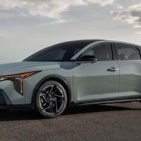 Kia K4 chega ao Brasil em 2025