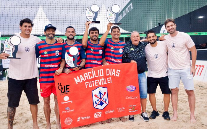 Equipe rubro-anil foi formada com ex-atletas do Marinheiro. Foto: Divulgação