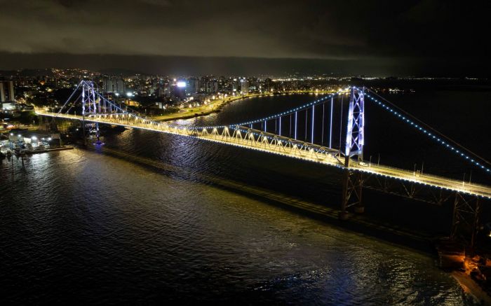 Principal cartão-postal de Santa Catarina será iluminado todas as noites (Foto: Eduardo Valente/Secom)