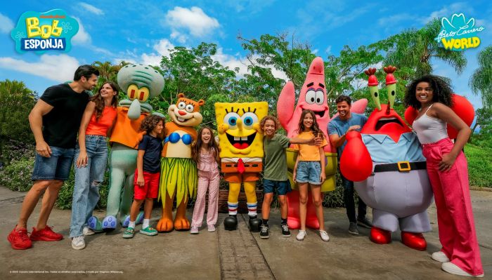 Bob Esponja, Patrick e outros moradores da Fenda do Biquíni desembarcam no Beto Carrero World (foto: divulgação)