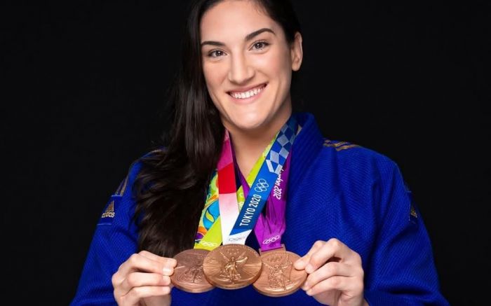 Mayra é a única brasileira com medalha em três Olimpíadas seguidas. Foto: Divulgação