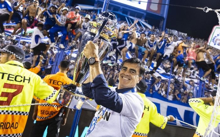 Gustavo Quinteros foi campeão pelo Vélez Foto: Divulgação/Vélez