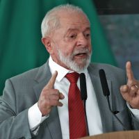 Lula pode não concorrer à reeleição  