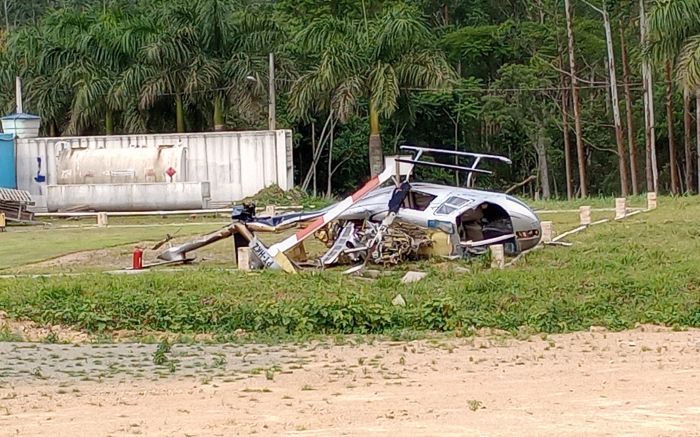 Bombeiros contêm vazamento de combustível da aeronave (Foto: Felipe Trojan)