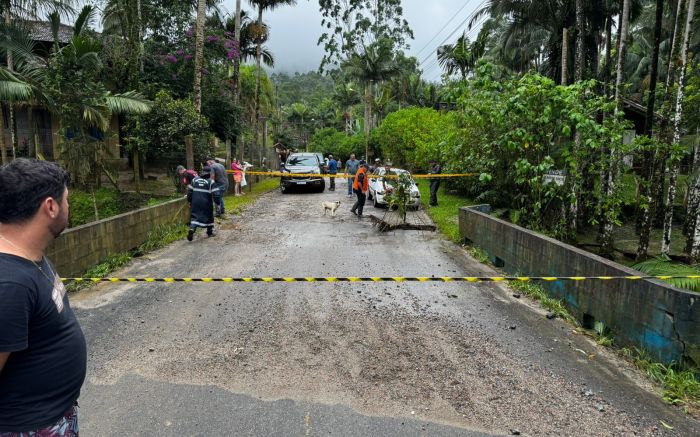 Travessias danificadas ficam nos bairros Areal, Várzea e Ilhota (Foto: Divulgação PMI)