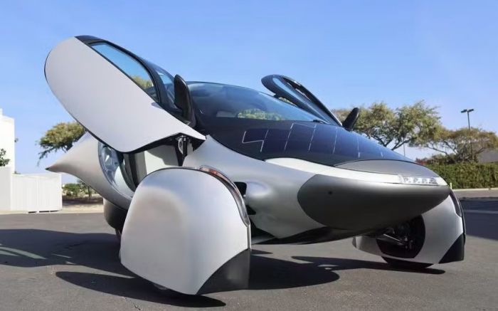 Carro solar da Aptera promete eficiência inédita e design futurista com espaço para duas pessoas (Foto: Divulgação)