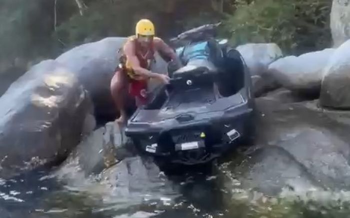 Piloto da moto aquática não estava mais no local (Foto: Reprodução/CBMSC)