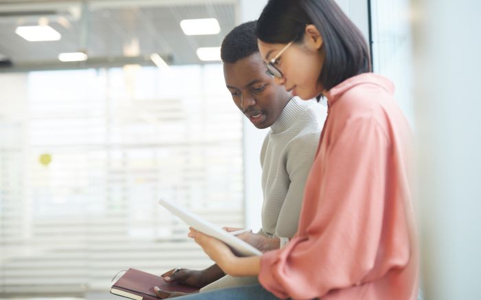 São 56 cursos de graduação em diversos campi do estado (Foto: Envato)