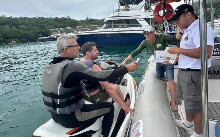 Orla de BC e Piçarras e Caixa D´Aço tiveram batidas da Capitania dos Portos (Foto: Divulgação/Capitania dos Portos de Itajaí)