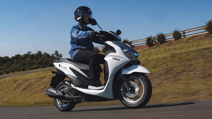 Yamaha Fluo ABS Hybrid combina motor elétrico e combustão para eficiência e desempenho (Foto: Divulgação)