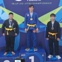 Lutador de Itajaí é tricampeão internacional de jiu-jitsu 