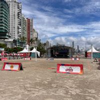 Arena de Verão do Komprão agita a Praia Central com atrações  gratuitas