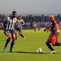 Marcílio toma 3 a 0 do Avaí na Ressacada