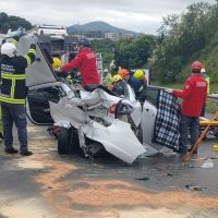 Casal de servidores de Barra Velha foi vítima de engavetamento