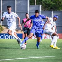 Barra tem gol anulado no último lance e acaba eliminado