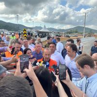 Governador inaugura alças que facilitam acesso à rodovia que liga Itajaí e Brusque