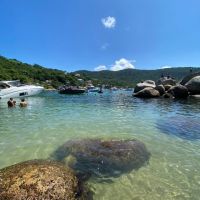 Lanchas e jet-skis são flagrados perto de banhistas em Taquaras