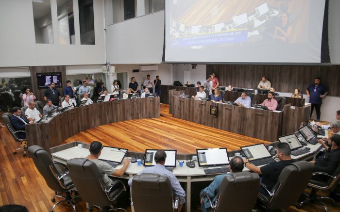 Vereadores de oposição criticaram falta de transparência (Foto: Divulgação/CVBC)  