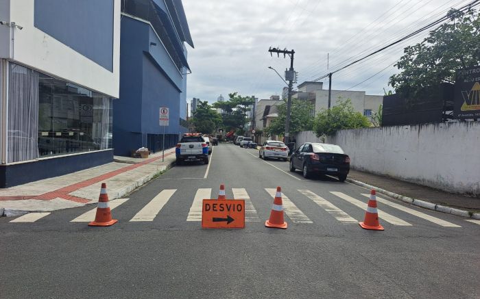 Até sábado, outras vias também terão interdições em BC. Fique ligado para evitar transtornos no trajeto (Foto: PMBC)