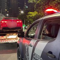 Camaro roubado é recuperado em Balneário Camboriú