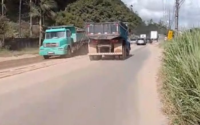 A poeira já virou um pesadelo (foto: divulgação - Whatsapp)