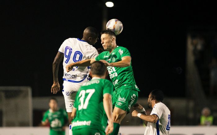 Estádio Josué Annoni teve instalação de arquibancadas móveis para receber a final (Foto: Divulgação/Avaí)