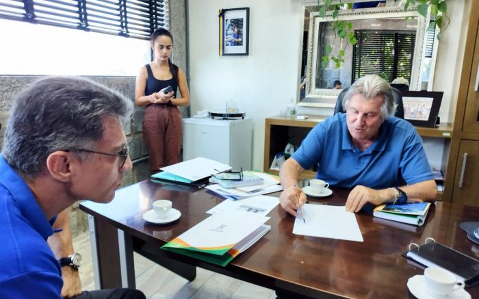 Prefeitura vai regularizar cargos comissionados (Foto: Orval Molina/Prefeitura de Camboriú)