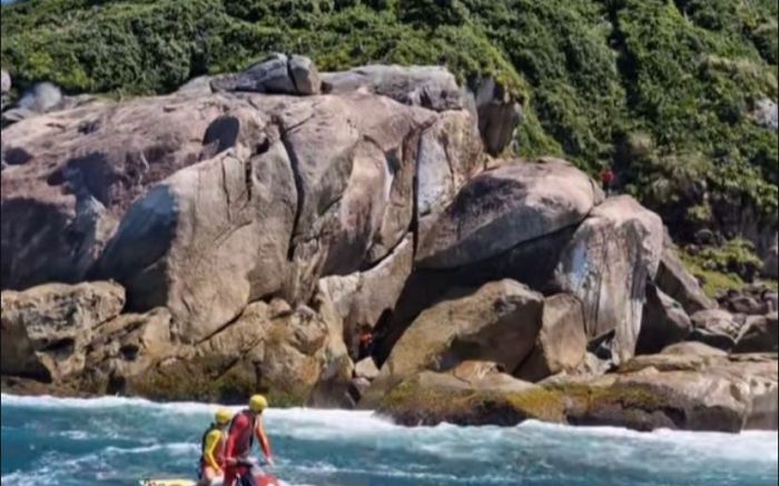 Vítima teve diversas escoriações e suspeita de traumatismo craniano (Foto: Divulgação/CBMSC)