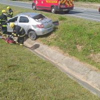 Capotamento na BR 470 deixou um ferido em Ilhota