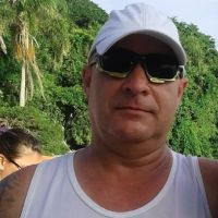 Corpo aparece boiando na praia Central de Itapema