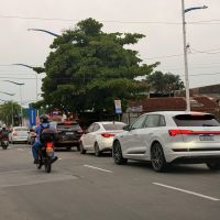 BR 101 tem mais de 10 km de filas entre Navegantes e Balneário Camboriú