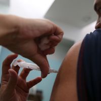Dia D de vacinação tem 30 unidades de saúde abertas neste sábado